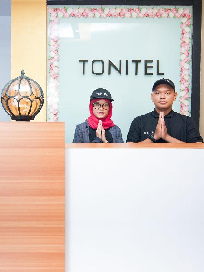 Tonitel Hotel Malioboro יוגיאקרטה מראה חיצוני תמונה