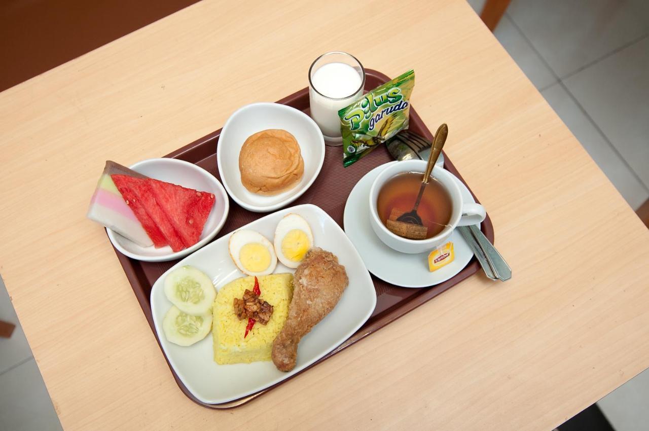 Tonitel Hotel Malioboro יוגיאקרטה מראה חיצוני תמונה